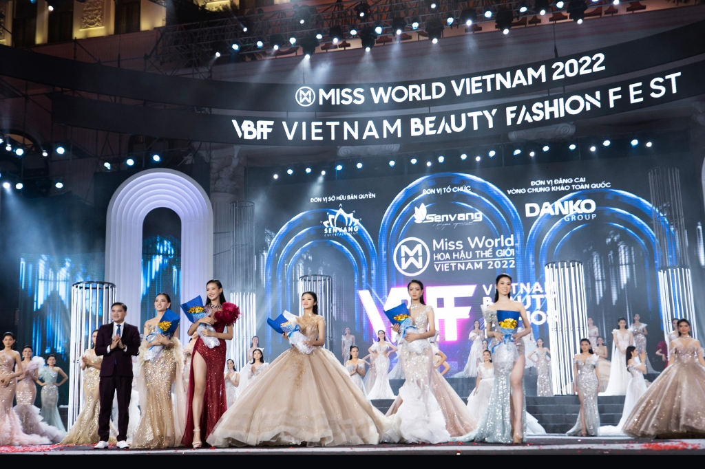 Lộ diện thí sinh đầu tiên lọt chung kết Miss Word Việt Nam 2022