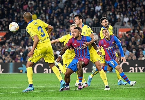 Barcelona thua sốc ngay tại Camp Nou