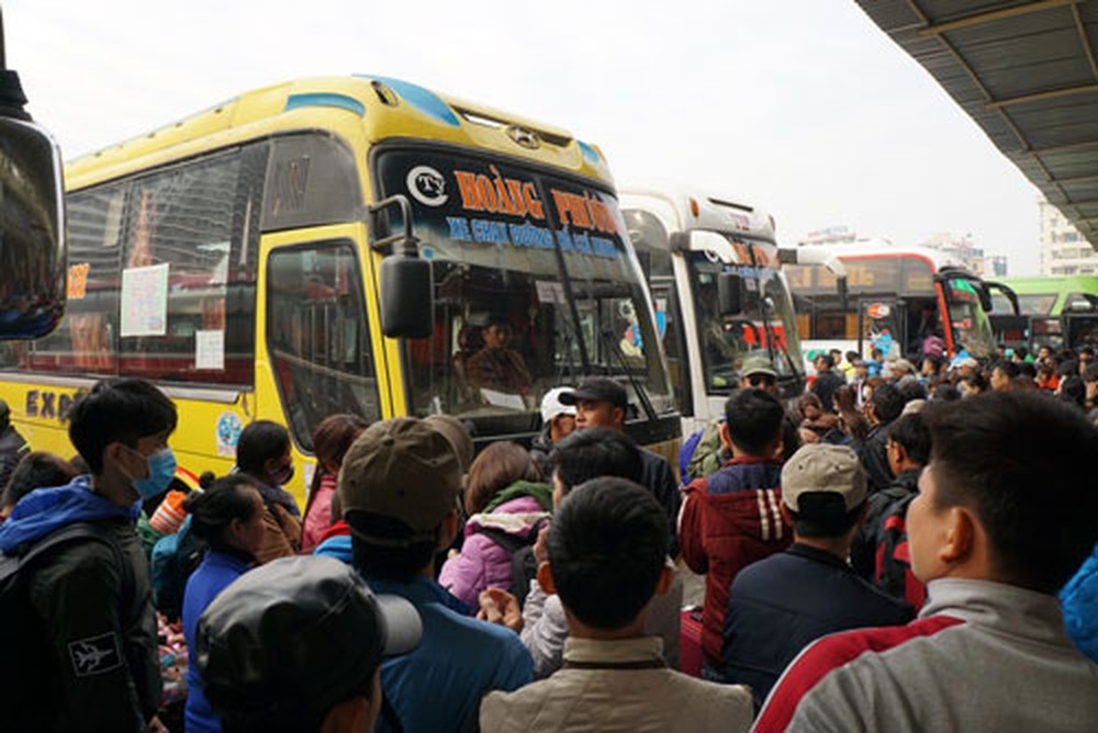 Tăng cường gần 800 xe khách phục vụ dịp nghỉ lễ 30-4 và 1-5 tại Hà Nội