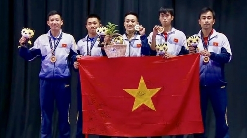 Tuyển bóng bàn Việt Nam nỗ lực tập luyện với mục tiêu HCV SEA Games 31