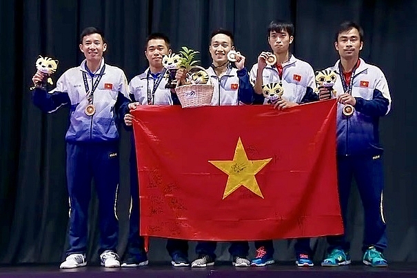 Tuyển bóng bàn Việt Nam nỗ lực tập luyện với mục tiêu HCV SEA Games 31