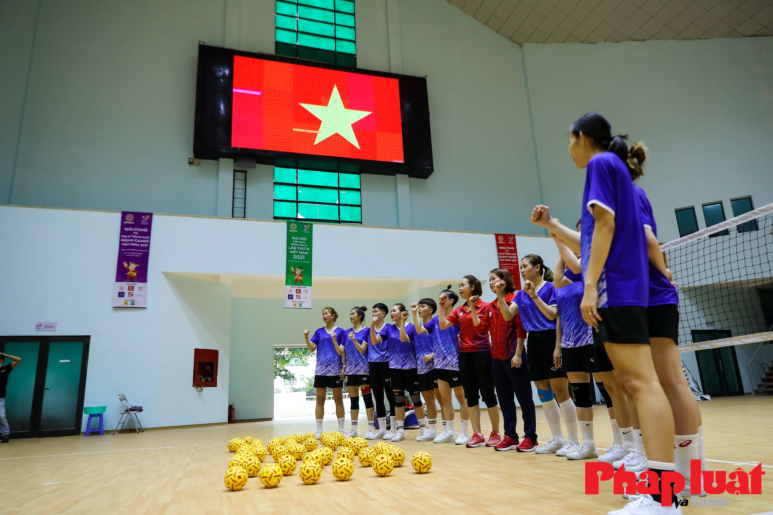 Cầu mây Việt Nam luyện tập xuyên lễ cho hy vọng vàng SEA Games 31
