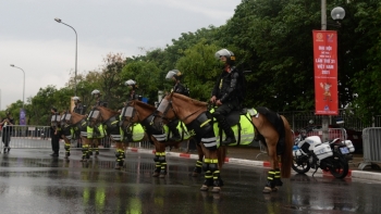 An ninh thắt chặt trước Lễ khai mạc SEA Games 31, đội kỵ binh xuất hiện ở Mỹ Đình