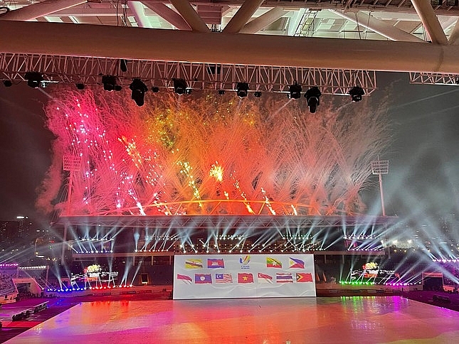 Trực tiếp Lễ khai mạc SEA Games 31: Vì một Đông Nam Á mạnh mẽ hơn