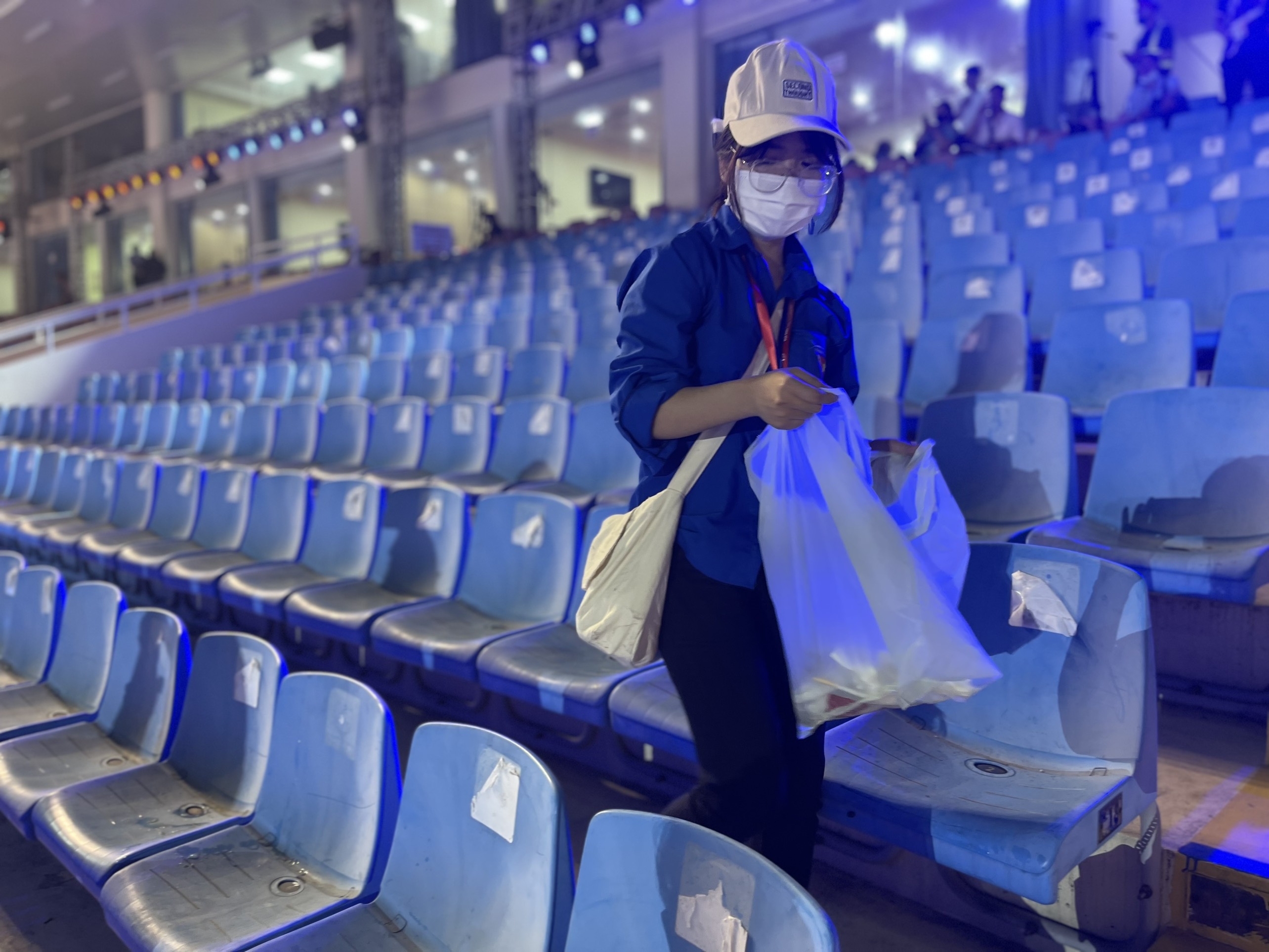 Những hình ảnh đẹp của màu áo Thanh Niên Thủ đô sau lễ khai mạc SEA Games 31