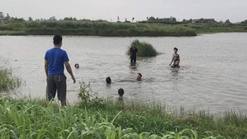 Ra đập nước tắm, 3 học sinh tiểu học ở Ba Vì đuối nước tử vong