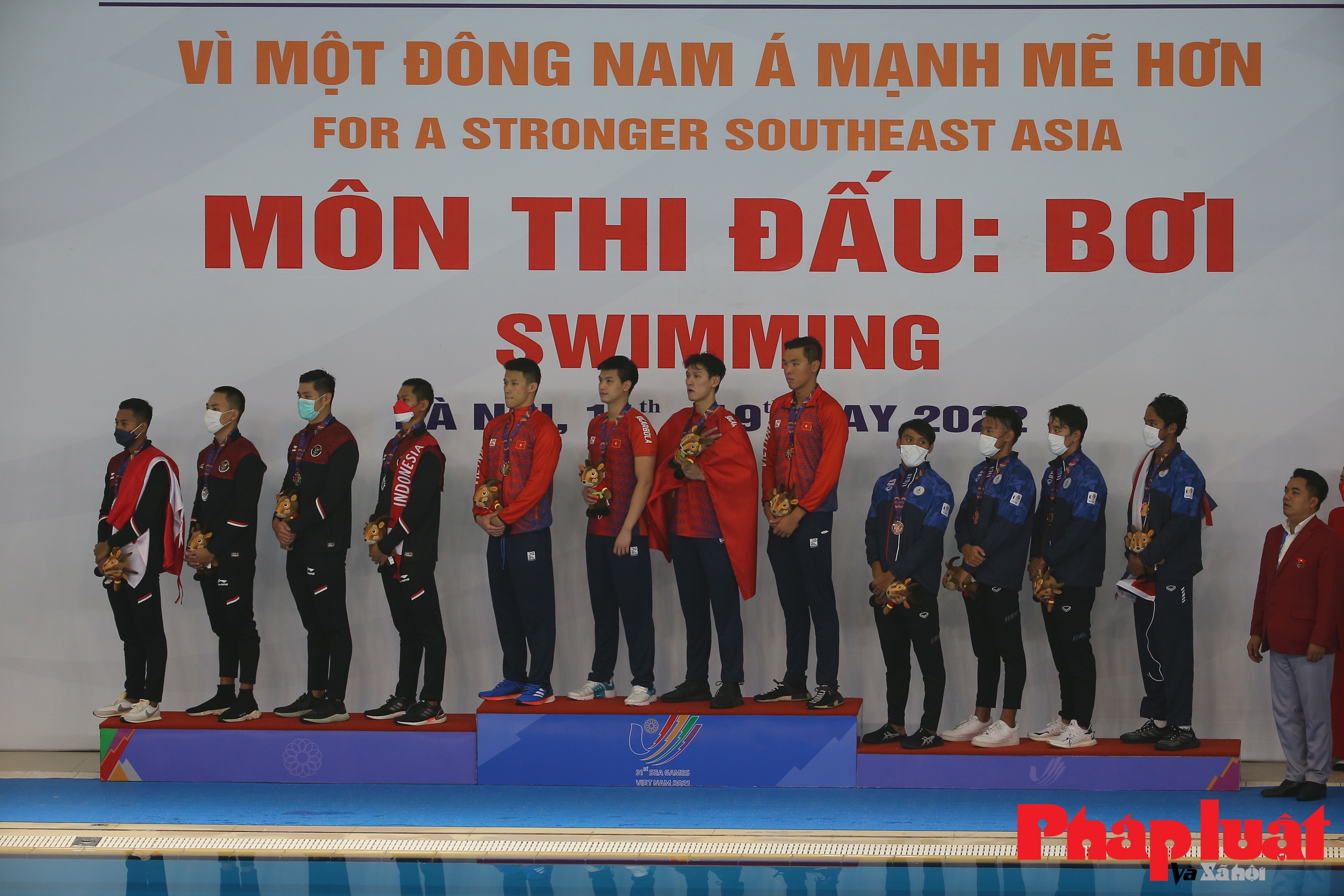 Bơi Việt Nam giành 3 huy chương Vàng, phá 1 kỷ lục SEA Games