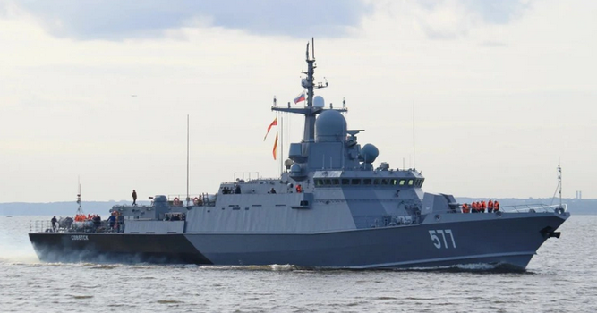 Hộ tống hạm mang tên lửa Sorvetsk của Hạm đội Biển Baltic (Ảnh: Navy Recognition).