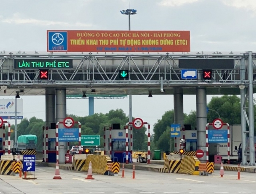 Công bố SĐT đường dây nóng hỗ trợ chủ phương tiện tại cao tốc Hà Nội - Hải Phòng