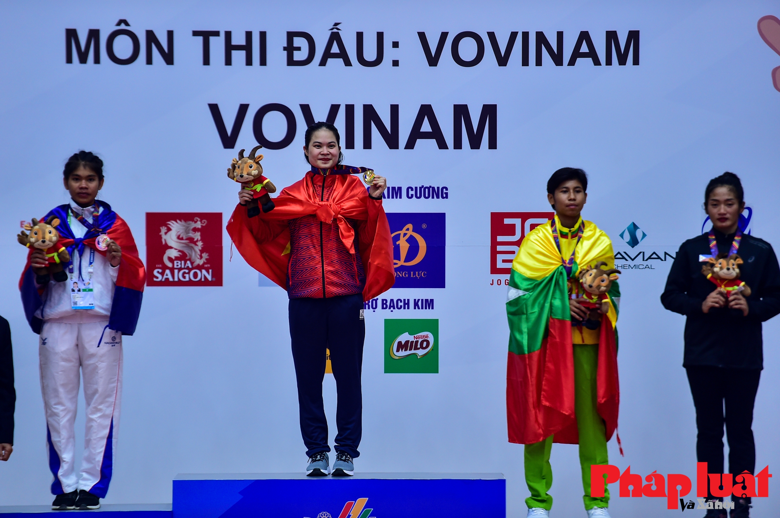Cô gái Bến Tre giành HCV đầu tiên cho “Quốc võ” Việt Nam tại SEA Games 31