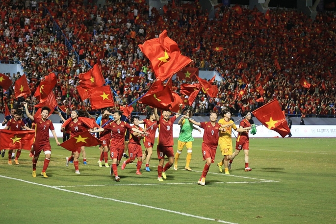 Những cô gái vàng làm rạng danh bóng đá nữ Việt Nam