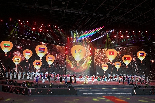 Trực tiếp Lễ bế mạc SEA Games 31: Hội tụ để tỏa sáng