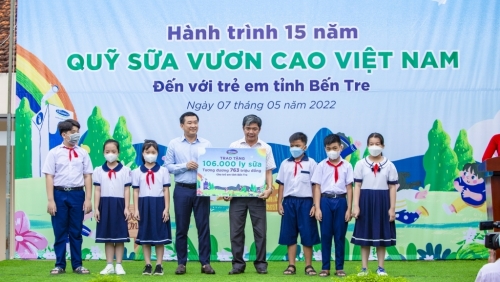 Vinamilk khởi động hành trình năm thứ 15 của Quỹ sữa Vươn cao Việt Nam tại nhiều địa phương