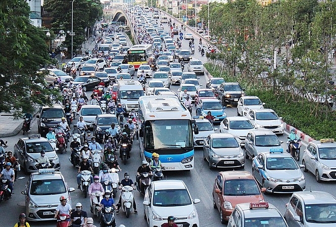 Hà Nội đếm xe tại nhiều nút giao thông để xử lý ùn tắc