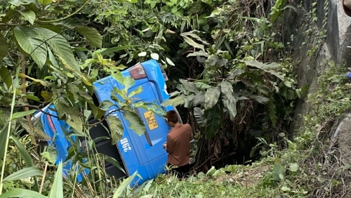 Xe ô tô chở khách du lịch gặp nạn trên đường di chuyển từ Tam Đảo trở về
