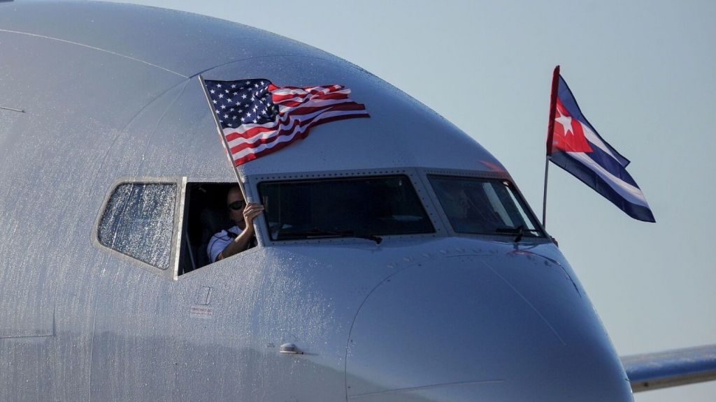 Mỹ quyết định dỡ bỏ các hạn chế với chuyến bay đến Cuba