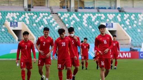 U23 Việt Nam đến nhầm sân tập của U23 Thái Lan trước khi gặp U23 Malaysia