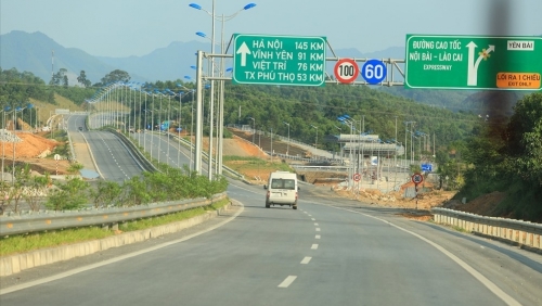 Đầu tư nâng cấp cao tốc Nội Bài - Lào Cai