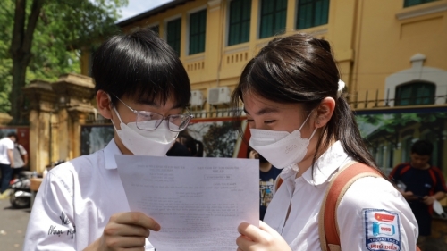 Đề thi Ngữ văn vào lớp 10 của Hà Nội cực hay, về tấm gương lương tâm và vẻ đẹp tâm hồn