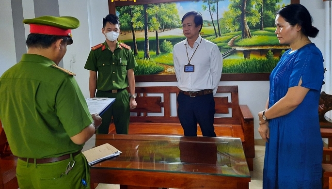 Cơ quan CSĐT Công an TP.Đà Nẵng tống đạt quyết định khởi tố bị can đối với ông Tôn Thất Thạnh