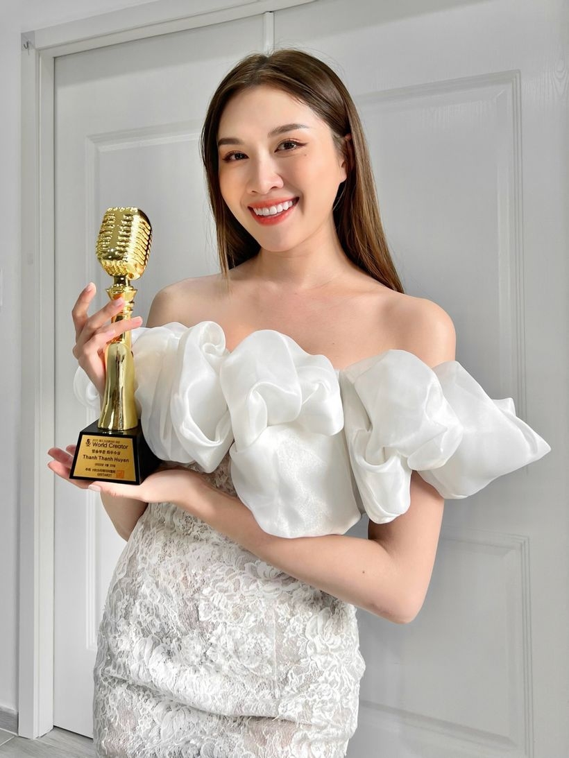 Thanh Thanh Huyền - từ thí sinh đến MC xuất sắc của Hoa hậu Hoàn vũ