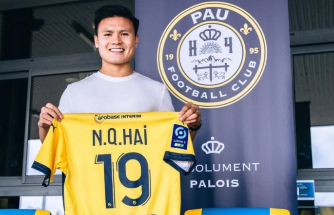 Quang Hải chính thức gia nhập Pau FC
