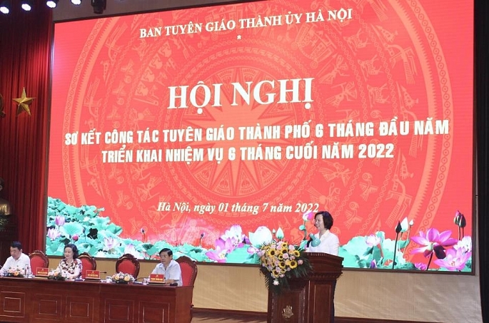 Trưởng Ban Tuyên giáo Thành ủy Bùi Huyền Mai phát biểu tại hội nghị