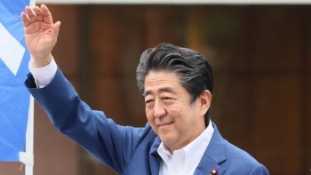 Cựu Thủ tướng Nhật Bản Abe Shinzo hôn mê sau khi bị bắn