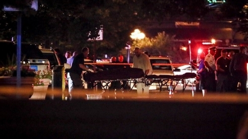 Nổ súng trong quán bar lúc nửa đêm, 14 người thiệt mạng