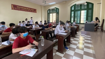 10 học sinh cùng lớp trúng tuyển 5 nguyện vọng vào lớp 10 tại Hà Nội