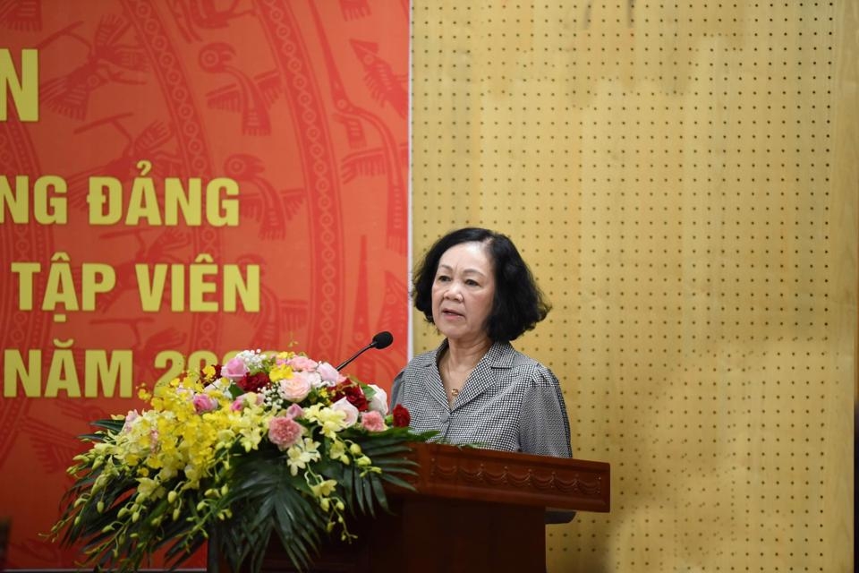 Trưởng ban Tổ chức T.Ư Trương Thị Mai phát biểu chỉ đạo tại hội nghị.