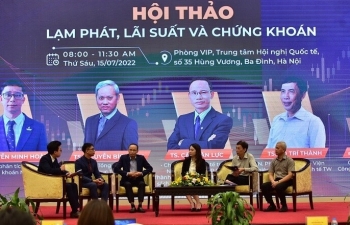 Việt Nam có nhiều điều kiện để ổn định giá xăng dầu