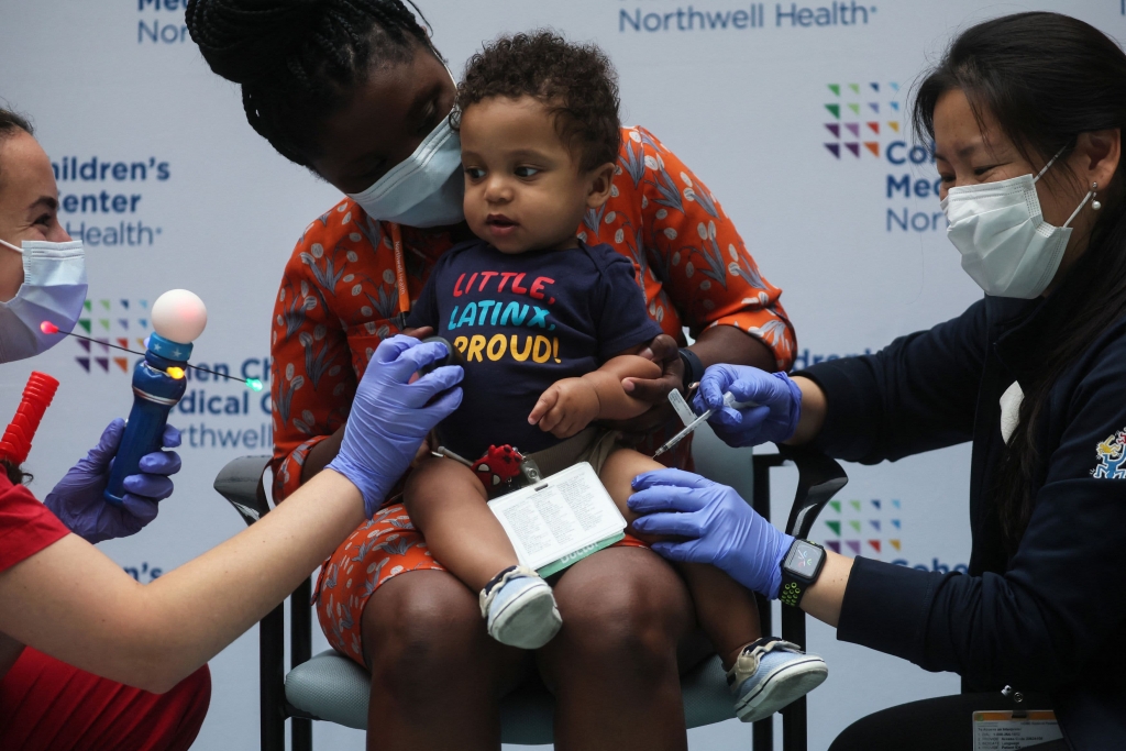 25 triệu trẻ em chưa tiêm đủ vắc-xin phòng bệnh trong năm 2021