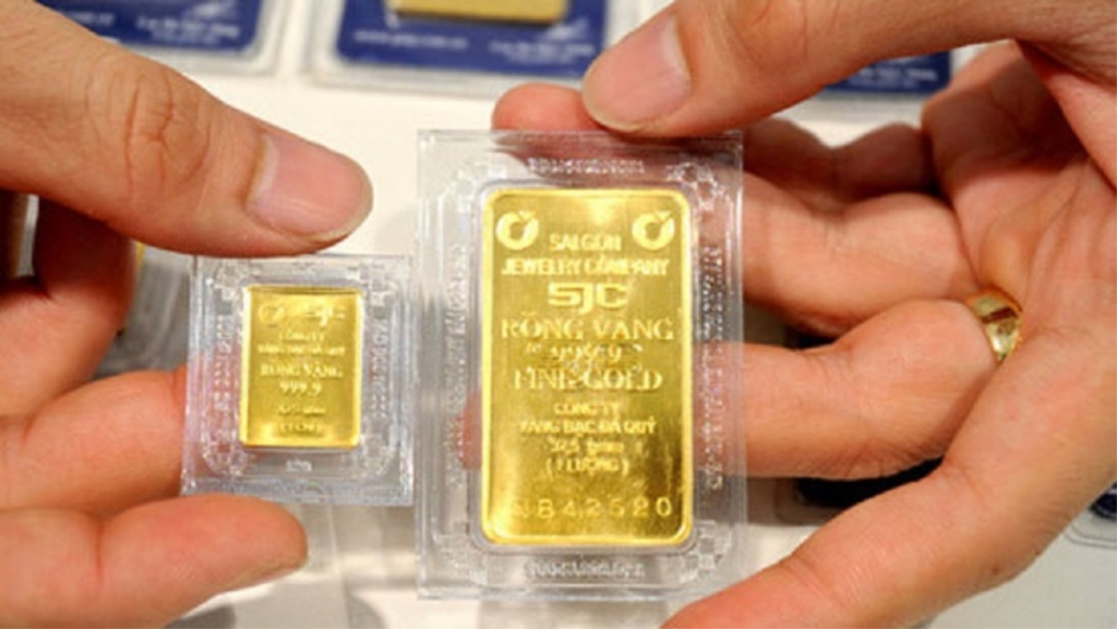 Giá vàng hôm nay 4/8: Vàng trong nước đã rơi xuống quanh ngưỡng hơn 66 triệu đồng/lượng bán ra