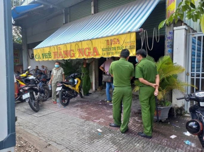 Quán cà phê Hằng Nga - trên đường Nguyễn Thị Thập nơi toàn bị bắt giữ