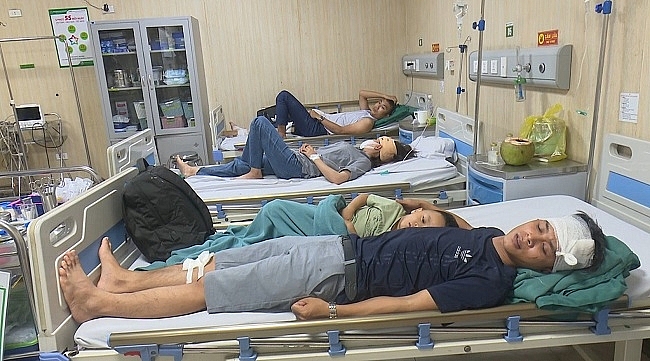 Xe khách gặp tai nạn ở Nghệ An: Lái xe khách có biểu hiện ngủ gật