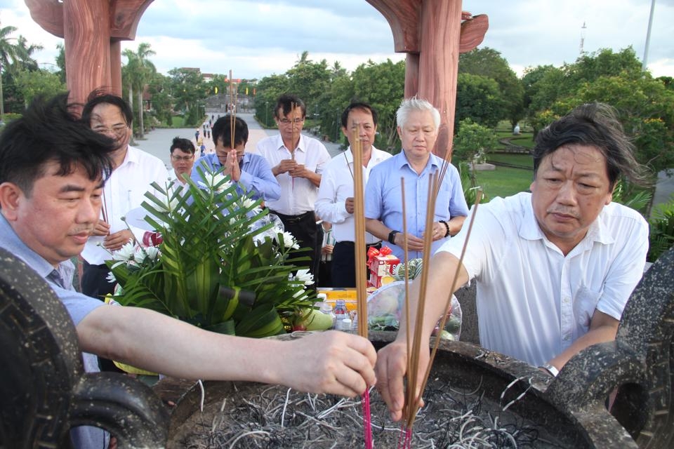 Chương trình “Nghĩa tình tháng 7” tại Quảng Trị: Tri ân các anh hùng liệt sỹ