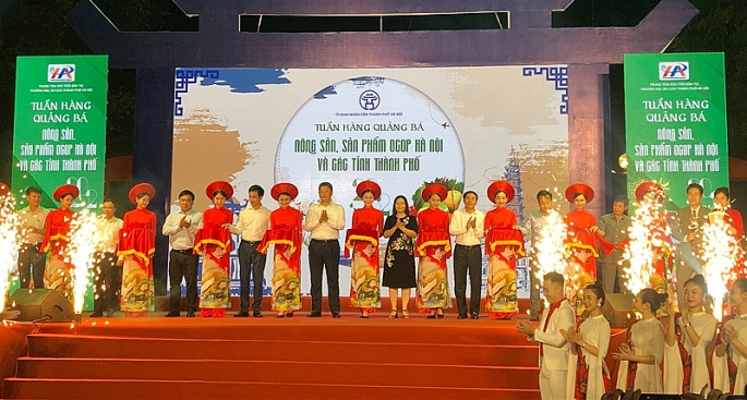 Khai mạc Tuần hàng Quảng bá nông sản, sản phẩm OCOP Hà Nội và các tỉnh, thành phố năm 2022