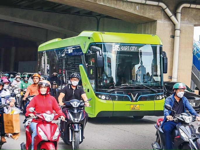 Xe buýt điện VinBus hiện là một trong những loại hình giao thông công cộng được yêu thích nhất hiện nay