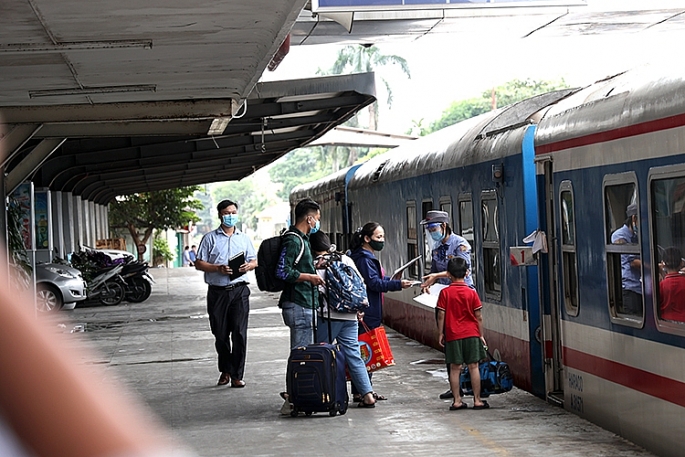 Từ 1/8, hành khách nhận ưu đãi khi mua vé tàu tuyến Hà Nội - Hải Phòng và ngược lại