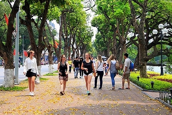 Khách du lịch đến Hà Nội trong 6 tháng đầu năm tăng gần 3 lần so với năm trước