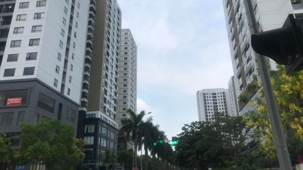 Cần “hãm phanh” đà tăng giá nhà hiện nay