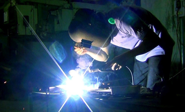 Khuyến cáo của Công an TP Hà Nội với thợ hàn, cắt kim loại
