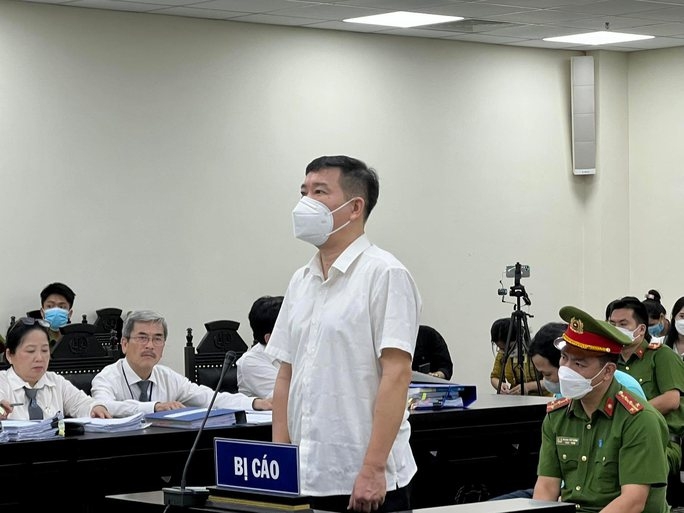 Cựu đại tá Phùng Anh Lê bị đề nghị tuyên phạt 9 - 10 năm tù