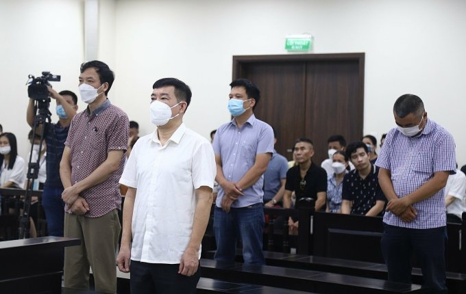 Cựu đại tá Phùng Anh Lê bị tuyên phạt 7 năm 6 tháng tù về tội nhận hối lộ