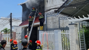 Cháy nhà ở Ninh Thuận, 3 mẹ con tử vong