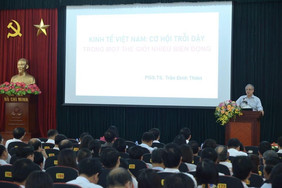 Hà Nội: Gần 260 cán bộ diện Ban thường vụ Thành ủy quản lý tham gia lớp bồi dưỡng, cập nhật kiến thức