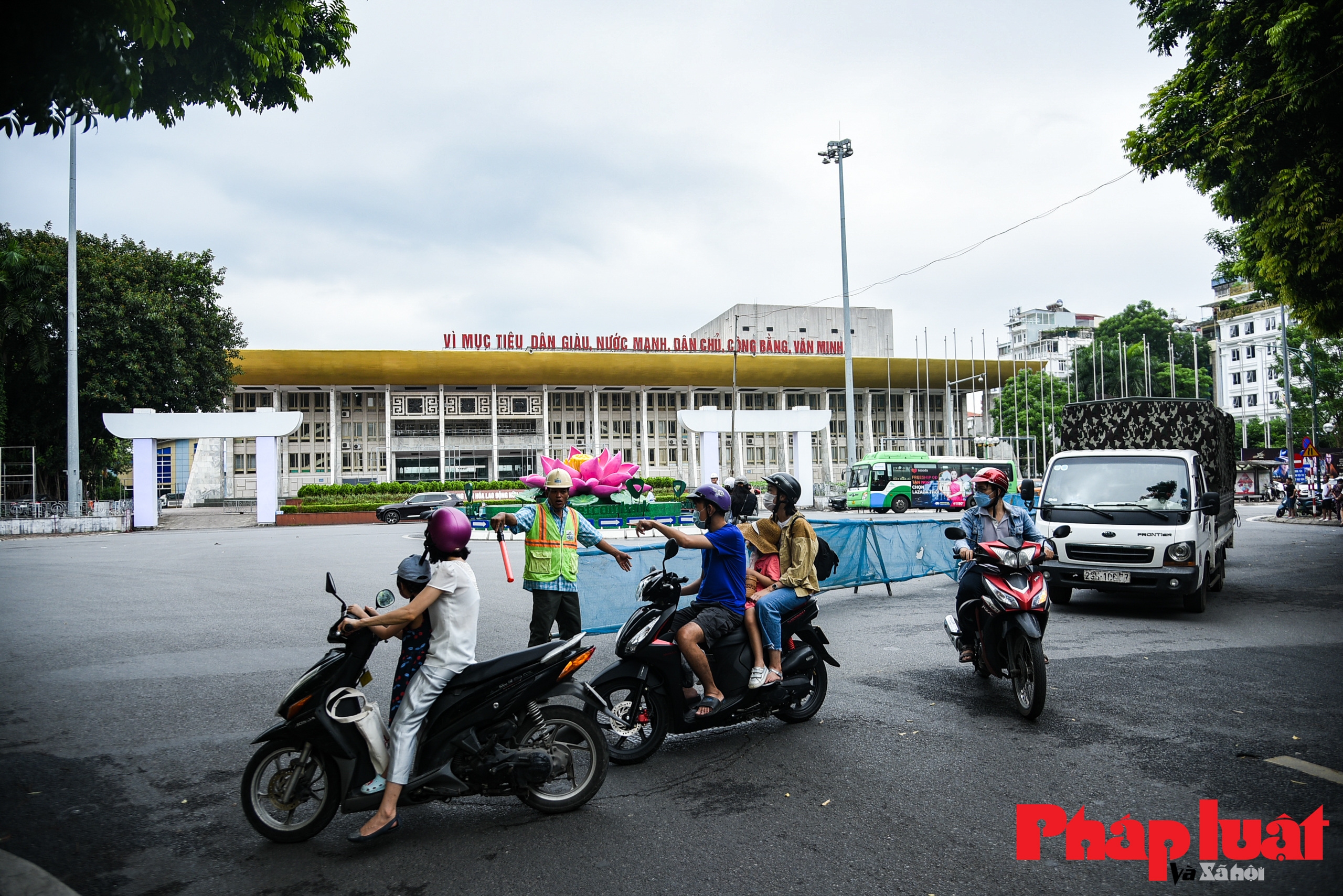 Hà Nội phân luồng đường Trần Hưng Đạo phục vụ thi công đường sắt Metro