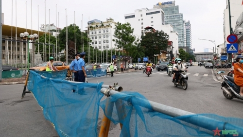 Hà Nội rào chắn phục vụ thi công đường sắt đô thị tuyến Nhổn - Ga Hà Nội