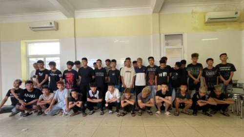 Triệu tập 42 thanh, thiếu niên “dàn trận” đánh nhau tại huyện Phúc Thọ